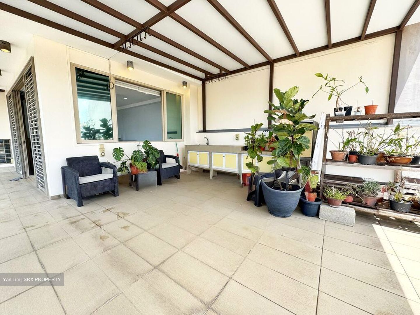 Hougang Avenue 2 (D19), Terrace #577161381